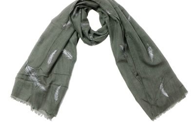Sjaal Veren grijs grijze polyester dames sjaals met witte veren print boho sjaals fashion shawls kopen online