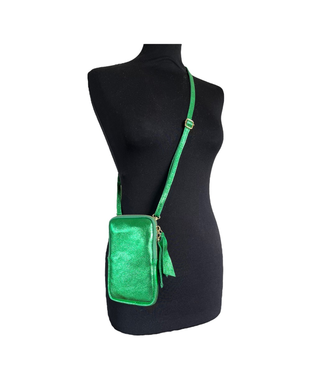 Leren-Schoudertasje-Metallic-Bliss-groen-groene-kleine-schoudertasjes-in-metallic-leer zilver beslag giuliano-bags-bestellen