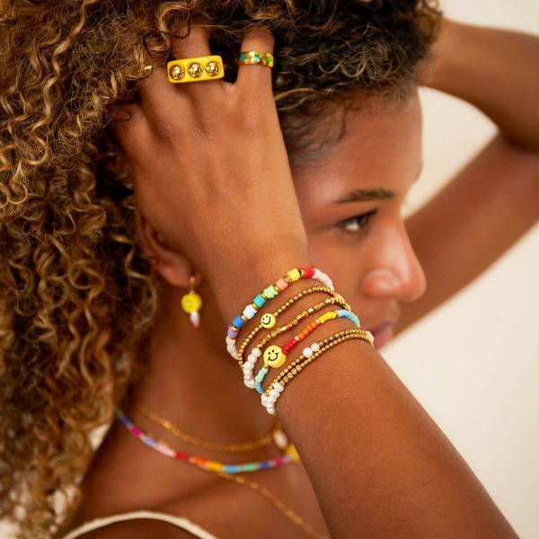 Armband Smiley Beads multi gekleurde dames armanden met smiley bedel kleurrijke bracelets sieradenk kopen bestellen yehawang details