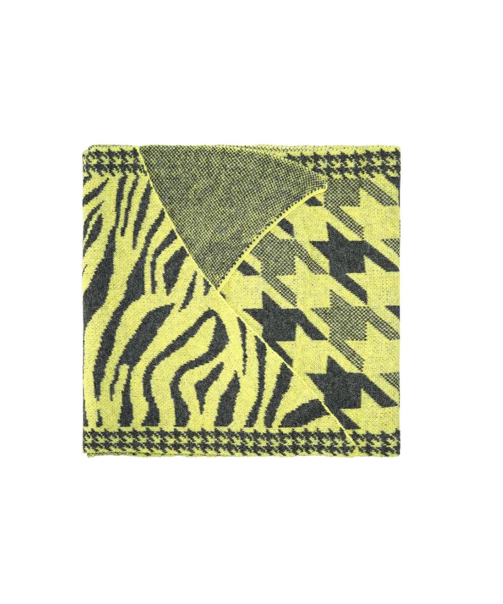 gele Combi Print Wintersjaal geel zwarte tijger print winter sjaals omslagdoeken yehwang kopen bestellen detail