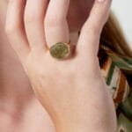 Gouden RVS RIng Ronde Steen licht groen groene steen gouden stainless steel open dames ringen yehwang