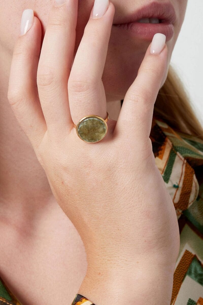 Gouden RVS RIng Ronde Steen licht groen groene steen gouden stainless steel open dames ringen yehwang