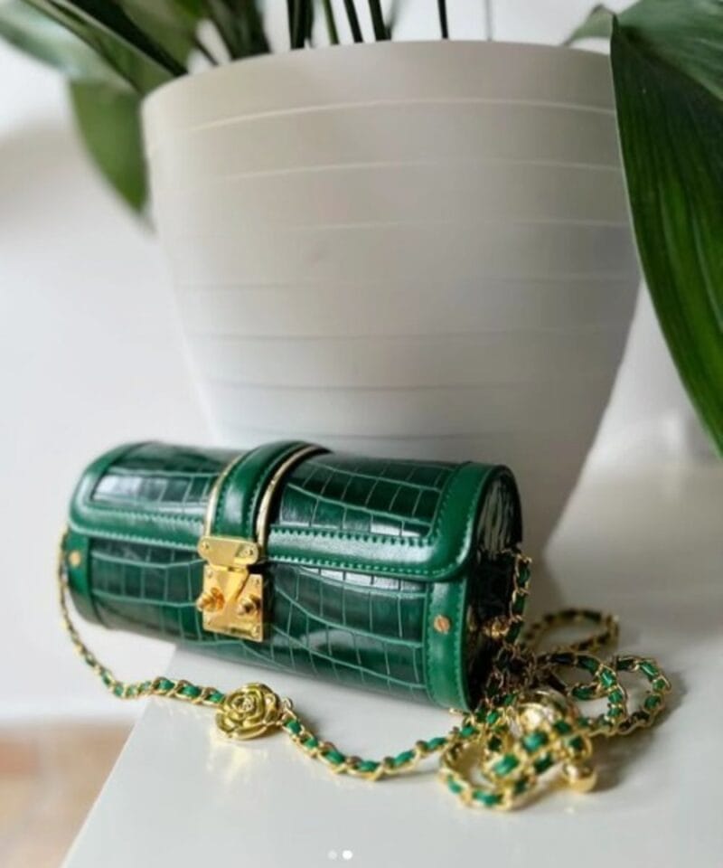 Groene Croco Schoudertas Bella groen gouden studs kettinghengsel chique trendy tassen kopen bestellen 11