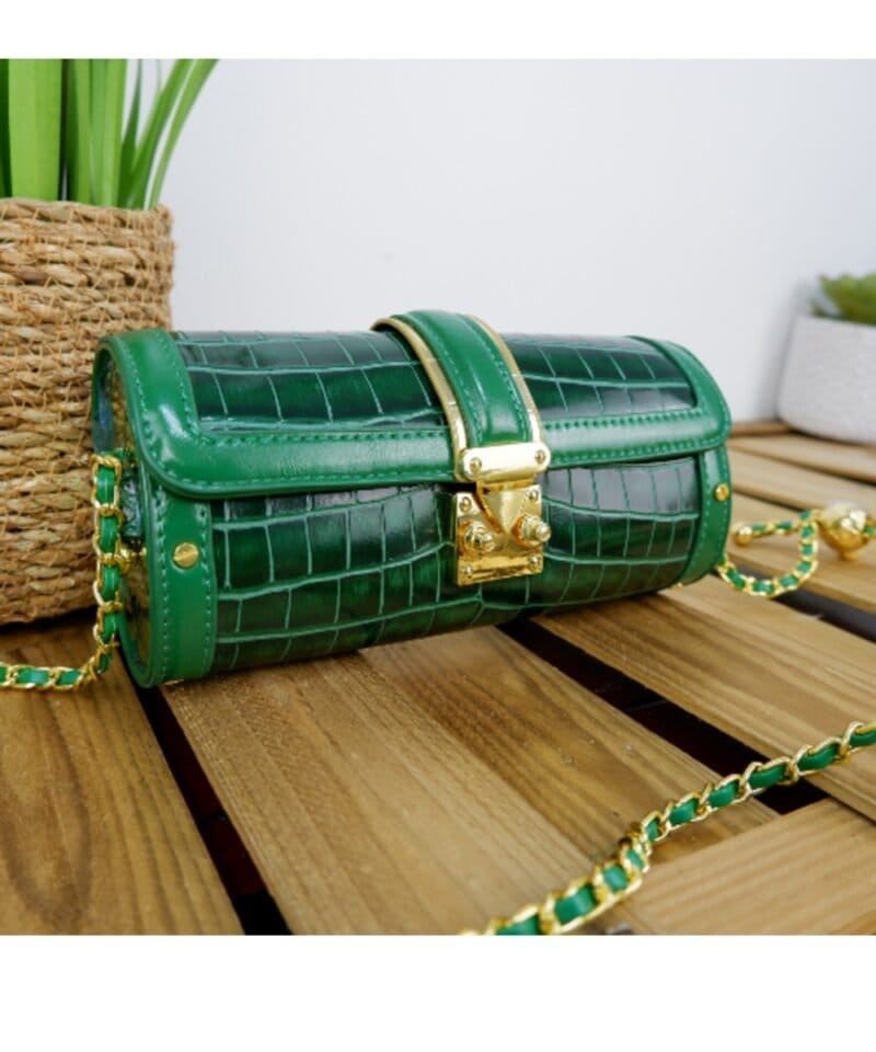 Groene Croco Schoudertas Bella groen gouden studs kettinghengsel chique trendy tassen kopen bestellen side