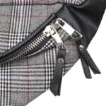 Heuptas-Old-Skool-grijs-grijze-zwart-fannypack-heuptassen-met-rits-heup-tassen-musthave-fashion-accesiores-festival-kopen-bestellen-detail