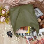 Leren Boho Shopper leger groen groene army leren handtas handtassen shoppers ruime tassen metallic leer kopen bestellen details