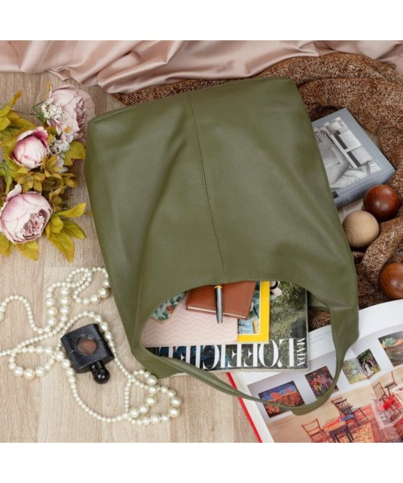 Leren Boho Shopper leger groen groene army leren handtas handtassen shoppers ruime tassen metallic leer kopen bestellen details