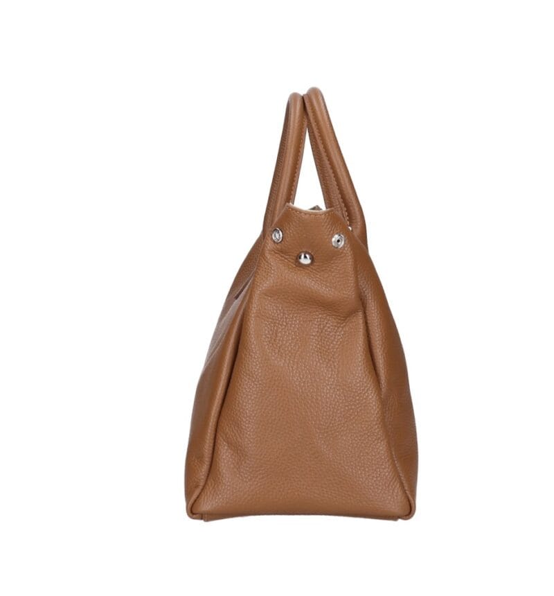 Leren Handtas Millie donkercognac ruime leren handtassen schoudertassen zilver beslag italiaans kopen bestellen side open