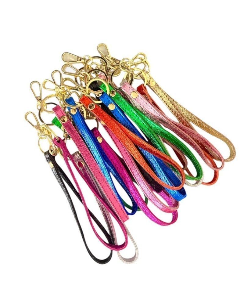 Leren-Polsbandjes-Metallic-leer-losse-polsband-sleutelhanger-tas-hangers-losse-hengsels-bagstraps-kopen-bestellen-Photoroom (1)