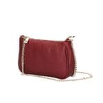 Leren Schoudertas Fiona donker rood rode shoudertassen crossbodytas dames gouden kettinghengsel kopen bestellen 1