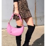 Leren Schoudertas Luna roze pink leren schoudertassen leer leder italiaans uniek handvat kopen bestellen model