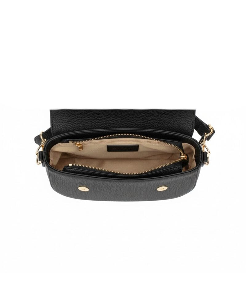 Leren Schoudertas Risa zwart zwarte leer leder schoudertassen crossbodytassen dames italiaanse itbags kopen bestellen open