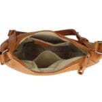 Leren Schoudertas Sally cognac ruime zacht leren crossbodytassen luxe trendy italiaans leder kopen bestellen open