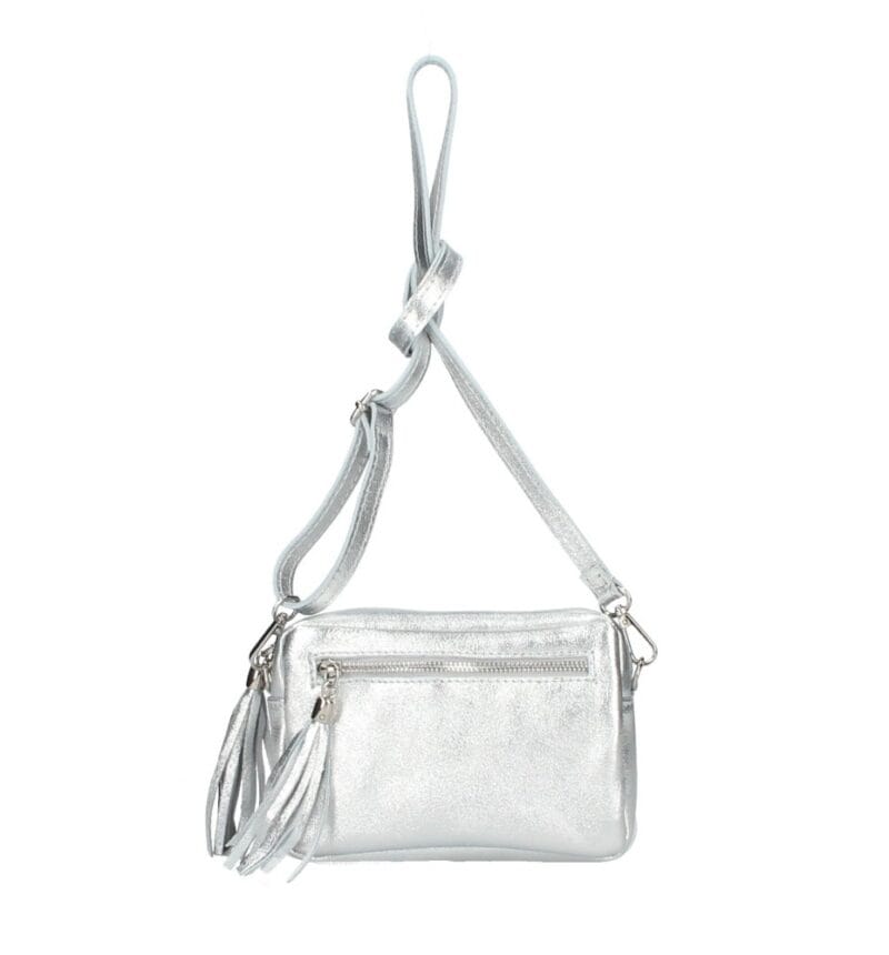 Leren-Schoudertas-Stina double Tassle-zilver zilveren trendy--tas-met-2 kwastjes-leder-fashion-tas-kopen-bestellen-