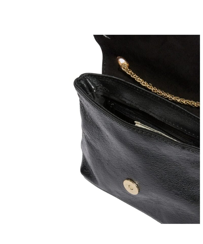 Leren-Schoudertasje-Very-Metallic-zwart-zwarte-kleine-trendy-vel-gekleurde-tassen-gouden-kettinghegsel-giuliano-bags-kopen-bestellen binnenkant