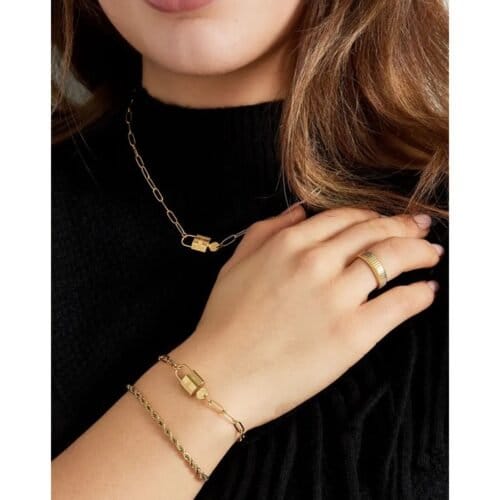 RVS-Schakelarmband-Lock-goud-gouden-schakelarmband-bracelet-met-slot-en-sleutel-gesp-kopen-bestellen-detail model