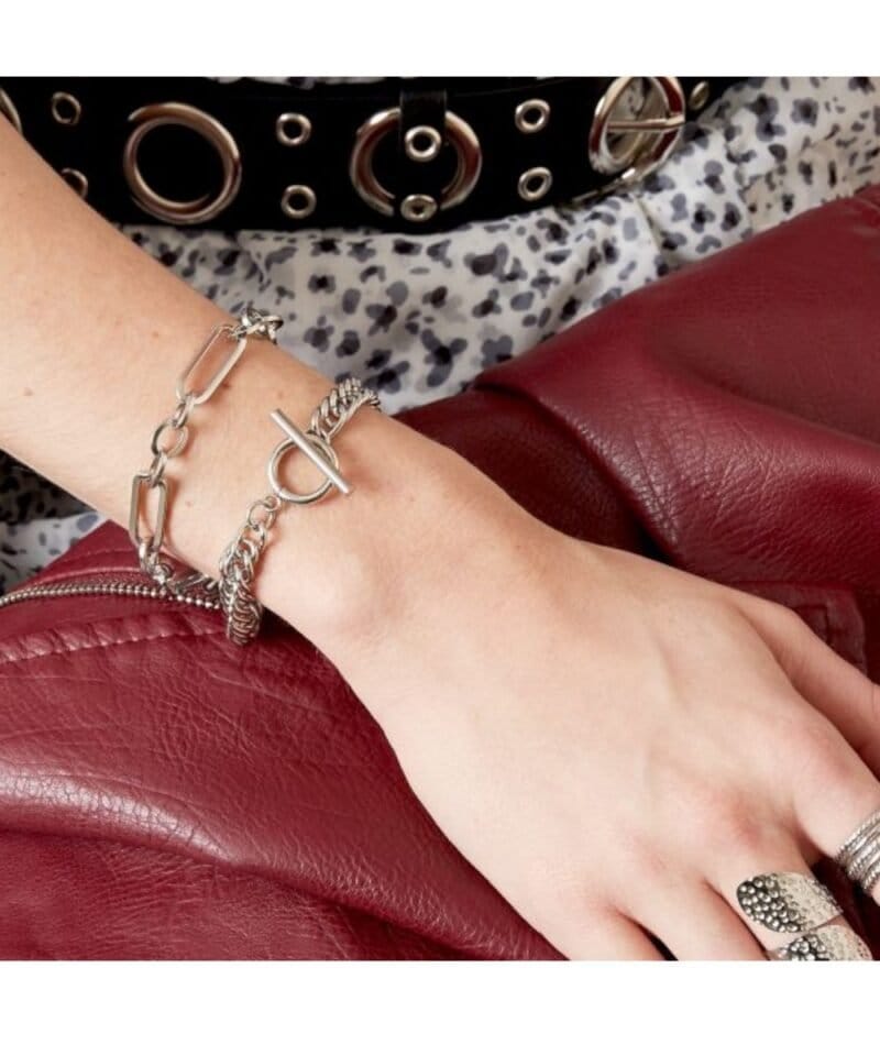 Schakelarmband-Dublin-zilver-zilveren-brede-stoere-dames-armbanden-trendy-yehwang-sieraden-kopen-bestellen-1-Photoroom