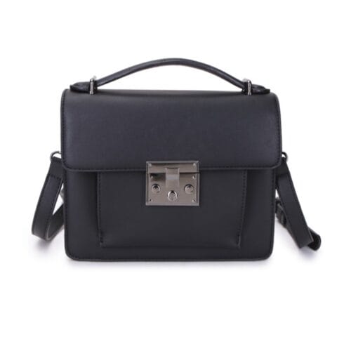 Schoudertas-Festival-Must-zwart-zwarte-kunstlederen-dames-tassen-itbags-voorvakje-donker-zilver-beslag-gesp-giuliano-tassen-online-bestellen-1030x687-1