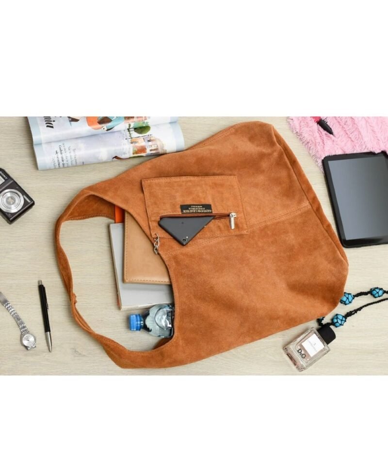 Suede Handtas Monica cognac camel leren boho tassen trendy shoppers kopen bestellen online hobo bags detail
