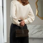 Suede Handtas Sisi bruin bruine handtasssen leren lus handvat italiaans leder chique luxe tassen kopen bestellen model