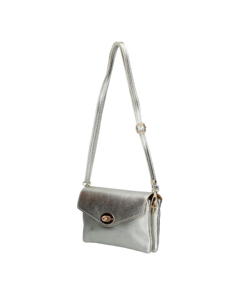 Zilveren Schoudertas Miley Metallic zilver zilveren crossbody tassen draaislot metallic leer tassen kopen bestellen zij