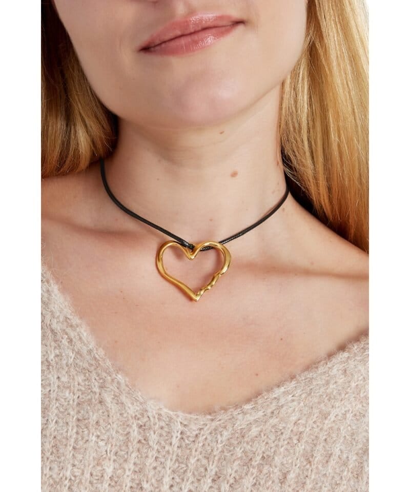 Zwarte-Touwketting-RVS-Hart-trendy-lange-zwarte-veterketting-gouden-hart-bedel-yehwang-kopen-bestellen3
