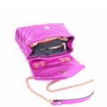 fuchsia Leren Schoudertas Metallic Lines fuchsia stiksels kettinghengsel look a like leuke trendy giuliano kopen bestellen open