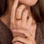 gouden RVS Ring rode Zirkonia goud dames ringen zwarte steentjes sieraden yehwang kopen bestellen model 2