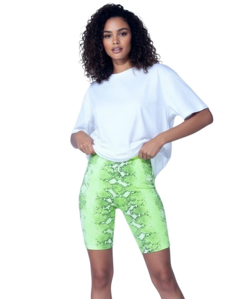 Biker-Short-Snake-green-slangenprint-cycling-shorts-fietsbroek-snakeprint-korte-leggings-wielrenbroekken-kopen-bestellen-fashion-600x720-Photoroom