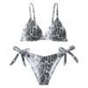 Bikini-Snake-Slangenprint-bikinis-dames-badkleding-two-piece-snakeprint-wit-witte-dames-bestellen model-Photoroom