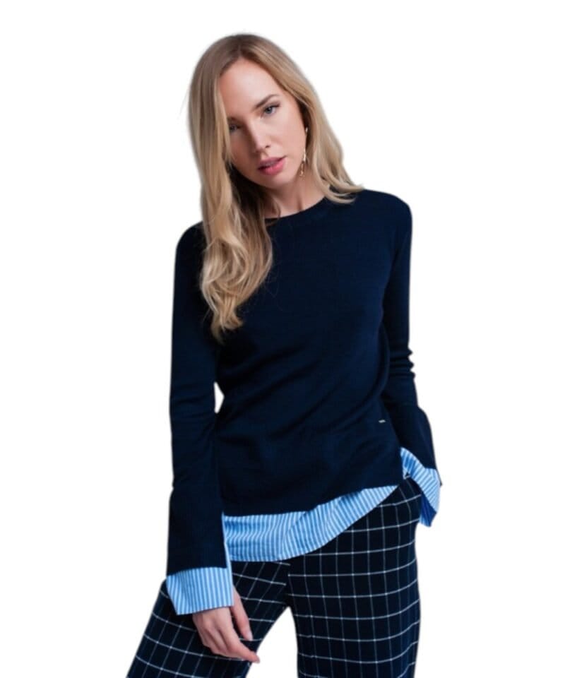Blauwe-Sweater-Hemd-donker-blauwe-dames-truien-met-gestreept-hemd-detail-onder-trui-sweater-winter-kleding-werk-online-fashion-kopen-online-600x900-Photoroom