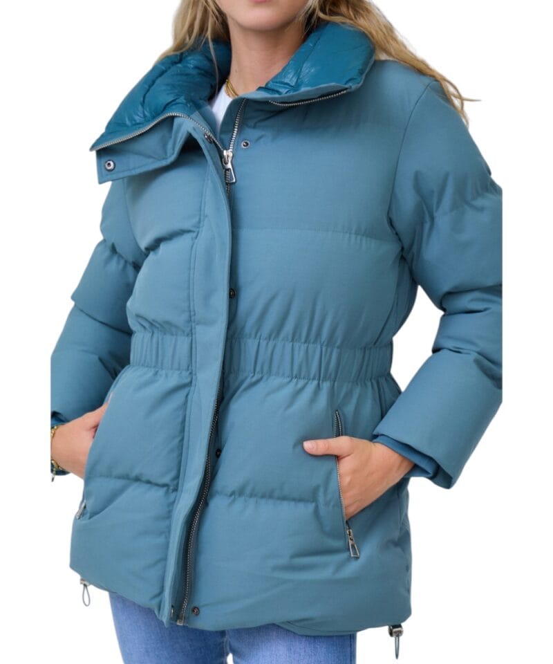 Blauwe gewatteerde Winterjas halflange warme dikke dames jassen rits zakken trendy jassen kopen -Photoroom