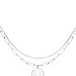 Dubbele-RVS-Ketting-Love-zilver-zilveren-twee-kettingen-met-bedel-tekst-love-trendy-sieraden-leuke-dames-stainless-steel-kopen-bestellen--Photoroom