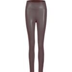 Faux Leatherlook Legging Bruine-leatherlook-Vegan-Legging-bruin-hoge-taille-trendy-dames-broeken-legging-kopen-bestellen-11-Photoroom