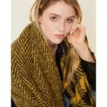 Geel-Geruite-Wintersjaal-Lia-oker gele-zwarte-print-wintersjaals-omslagdoeken-yehwang-kopen-bestellen-detail