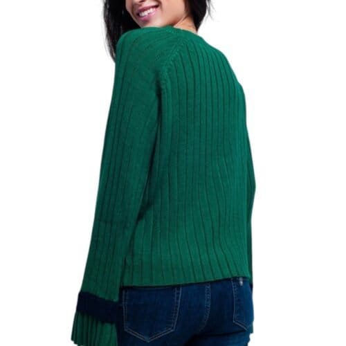 Groene-Trui-Billy -groen groene-dames-truien-kabel-gebreid-met-wijde-mouwen-en-streep-fashion-sweaters-online-kopen-warme truien achter-Photoroom