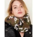 Groene Wintersjaal Army groen legerprint wintersjaals omslagdoeken yehwang sjaal dik warm kopen bestellen details