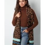 Leopard Sjaal Gekleurde Strepen camel zwarte Panter Sjaal met blauwe Strepen unieke sjaals kopen bestellen yehwang model1