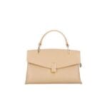 Leren Handtas Fulvia sand zandkleurig kleine leren handtas flap goud beslag lang hengsel dames italiaans chique-Photoroom