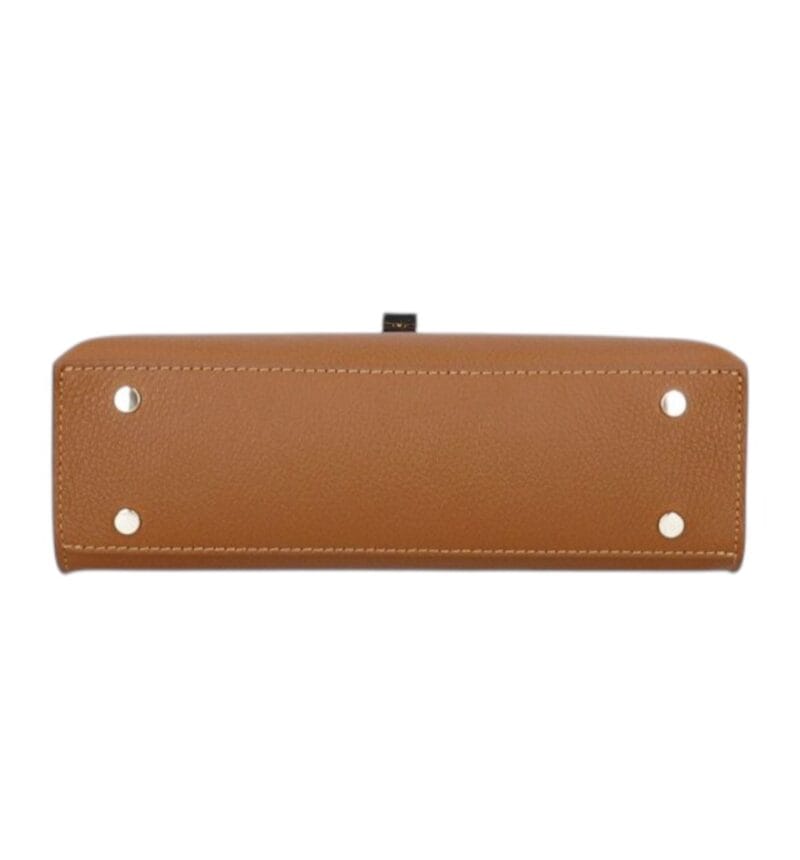Leren Handtas Onda cognac leren handtas flap goud beslag lang hengsel dames italiaans chique onderkant-Photoroom