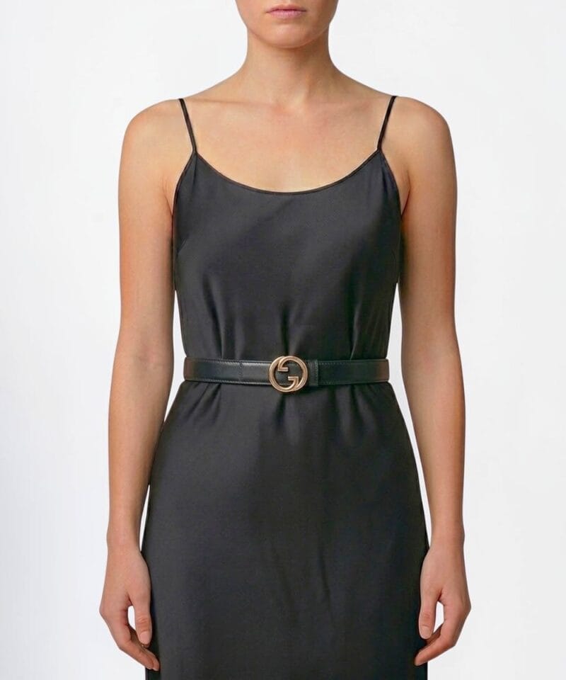 Leren-Riem-Pilar-zwart-zwarte-dunne-dames-riemen-ovale-gouden-gesp-ceinturen-kopen-bestellen-model1