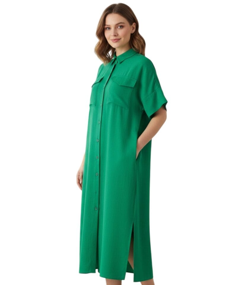 Maxi Jurk Linda groen groene lange doorknoop jurken dames kleding zomer jurken kraag zakken korte mouwen kopen bestellen model-Photoroom