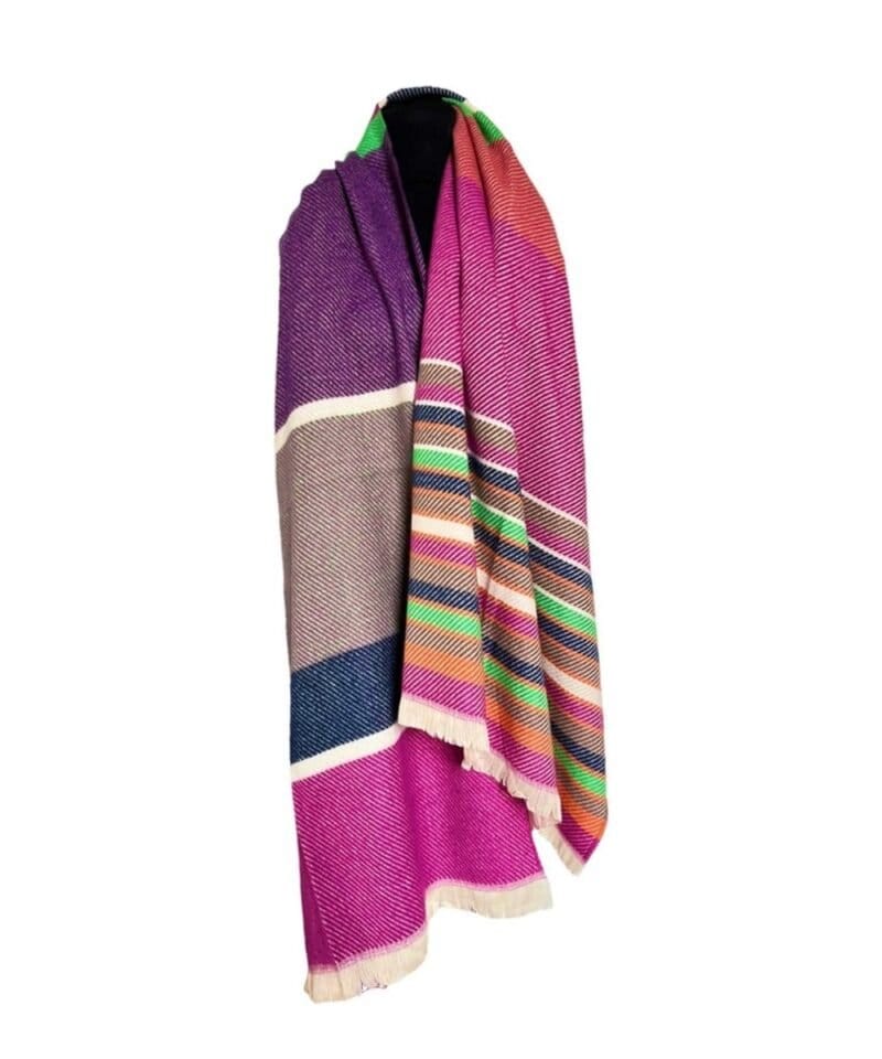 Sjaal Colorful Stripes fuchsia blauw taupe gestreepte en geblokte zachte warme viscose sjaals omslagdoeken kopen bestellen-