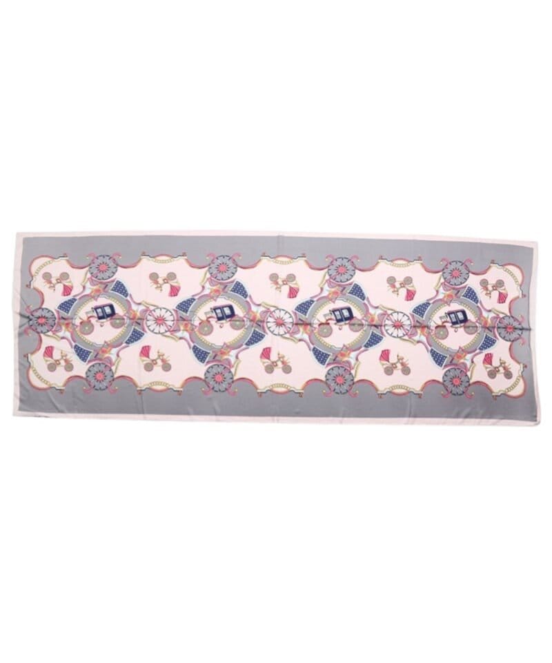 Sjaal-Silky-Circus-grijs-grijze-roze-pink-lange-zijden-dames-sjaals-met-gekleurde-print-musthave-100-silk-scarfs-shawls-online-bestellen-kopen-Photoroom