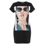T Shirt Jurk Shhh -zwarte-zwart-lang-shirt-truitje-met-trendy-fashion-print-dame-bril-en-peace-teken-kleding-online-modemusthaves-kopen -Photoroom