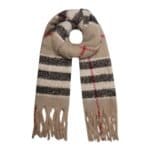 Taupe Wintersjaal Pretty Stripes-zwart-rood-gestreepte-dikke-warme-sjaals-omslagdoeken-dames-winteraccesssoires-kopen--600x600-Photoroom