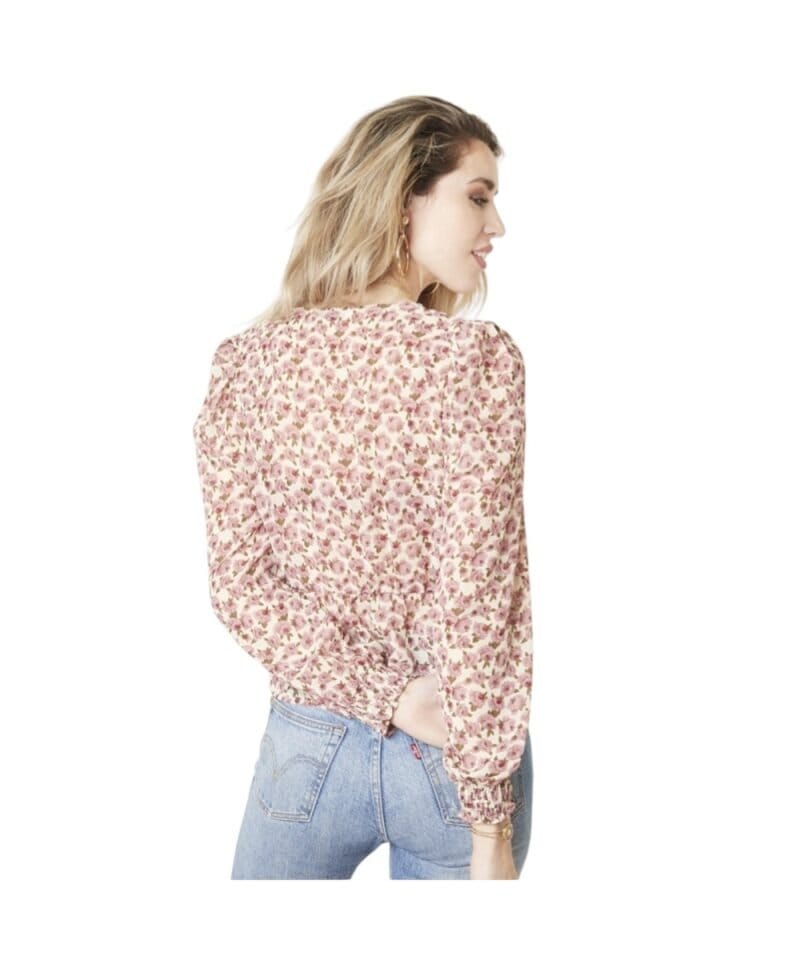Top-Spring-Roses-roze-wit-witte-dames-top-truitjes-lange-mouwen-romantisch-v-hals-kleding-trendy-kopen-bloemen-blouse-achter-Photoroom-Photoroom