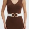 Witte-Stretch-Riem-Gold-Buckle-wit-verstelbare-dames-riemen-elastisch-gouden-gesp-kopen-bestellen-chique model
