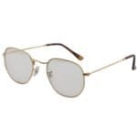 Zonnebril-Tough-Girl goud-licht-grijs-grijze-glazen-gouden-montuur-hippe-fashion-piloten-brillen-iets-hoekig-brillen-2018-2019-shop-online-goedkoop-bestellen zij-Photoroom