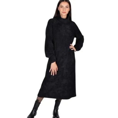 zwart Corduroy Col Jurk zwarte lange warme jurken col jurk guiliano dames kleding kopen bestellen model-Photoroom